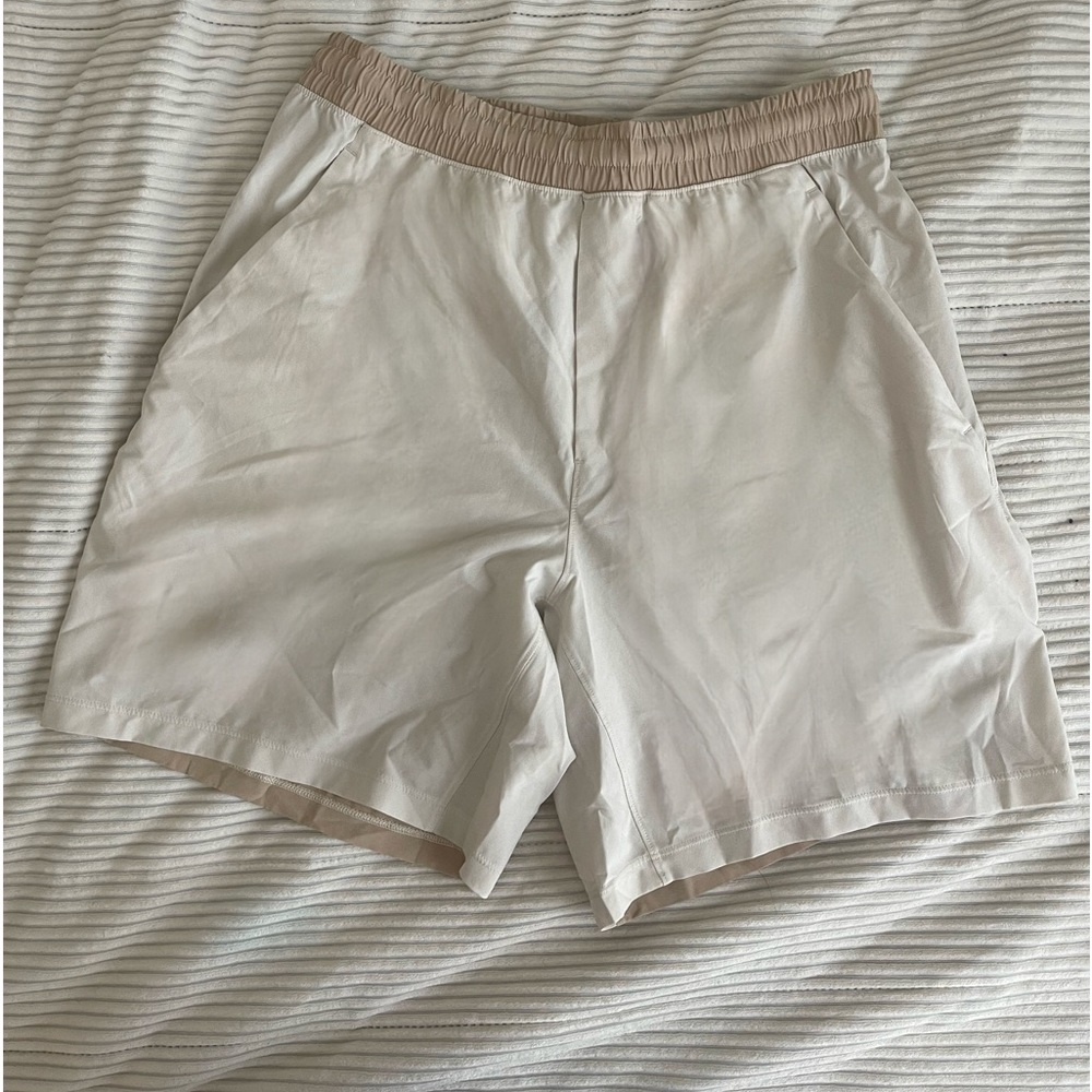 Pace Breaker 7’ linerless lululemon shorts, size medium